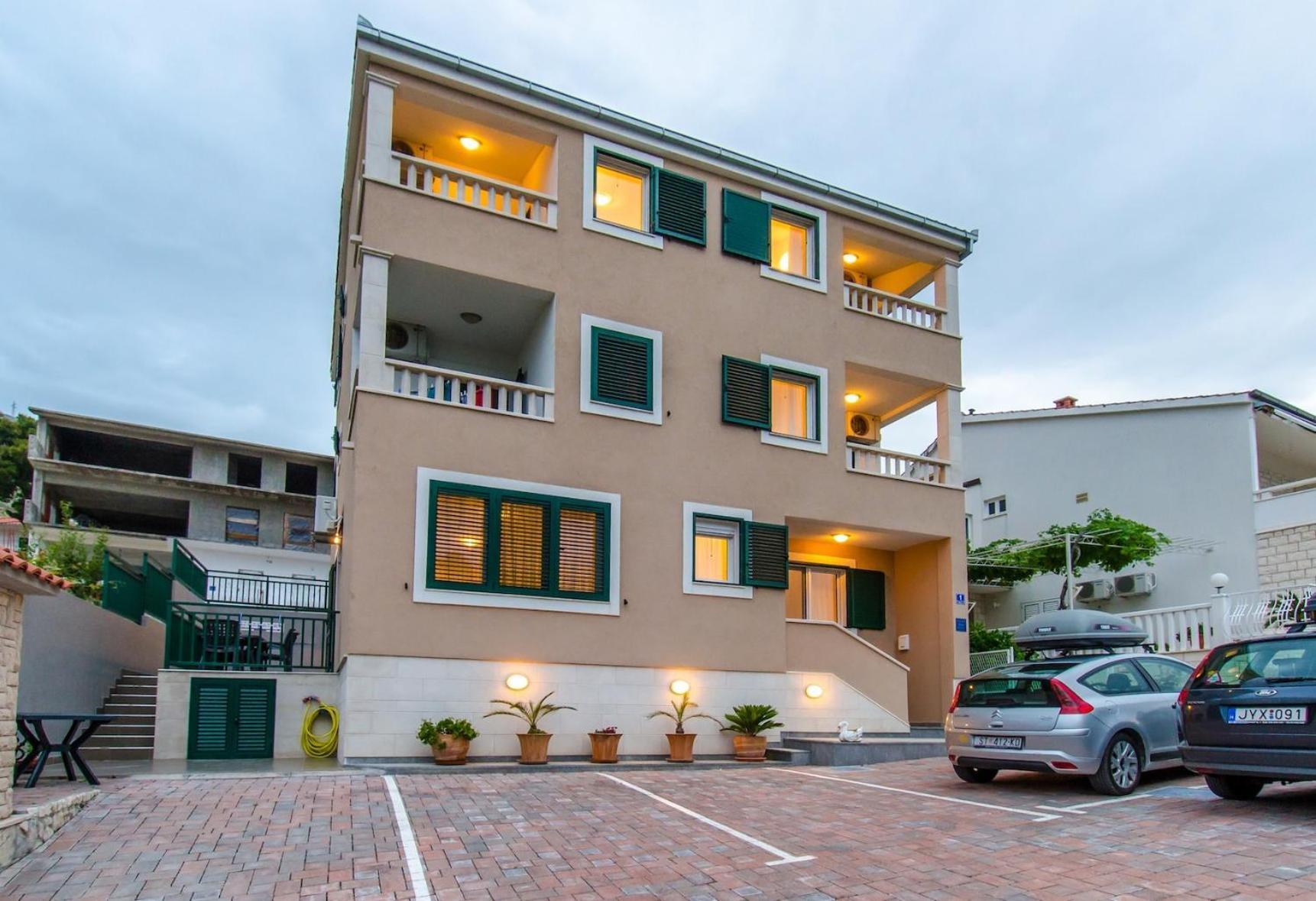 Villa Lidija Omis Exterior photo