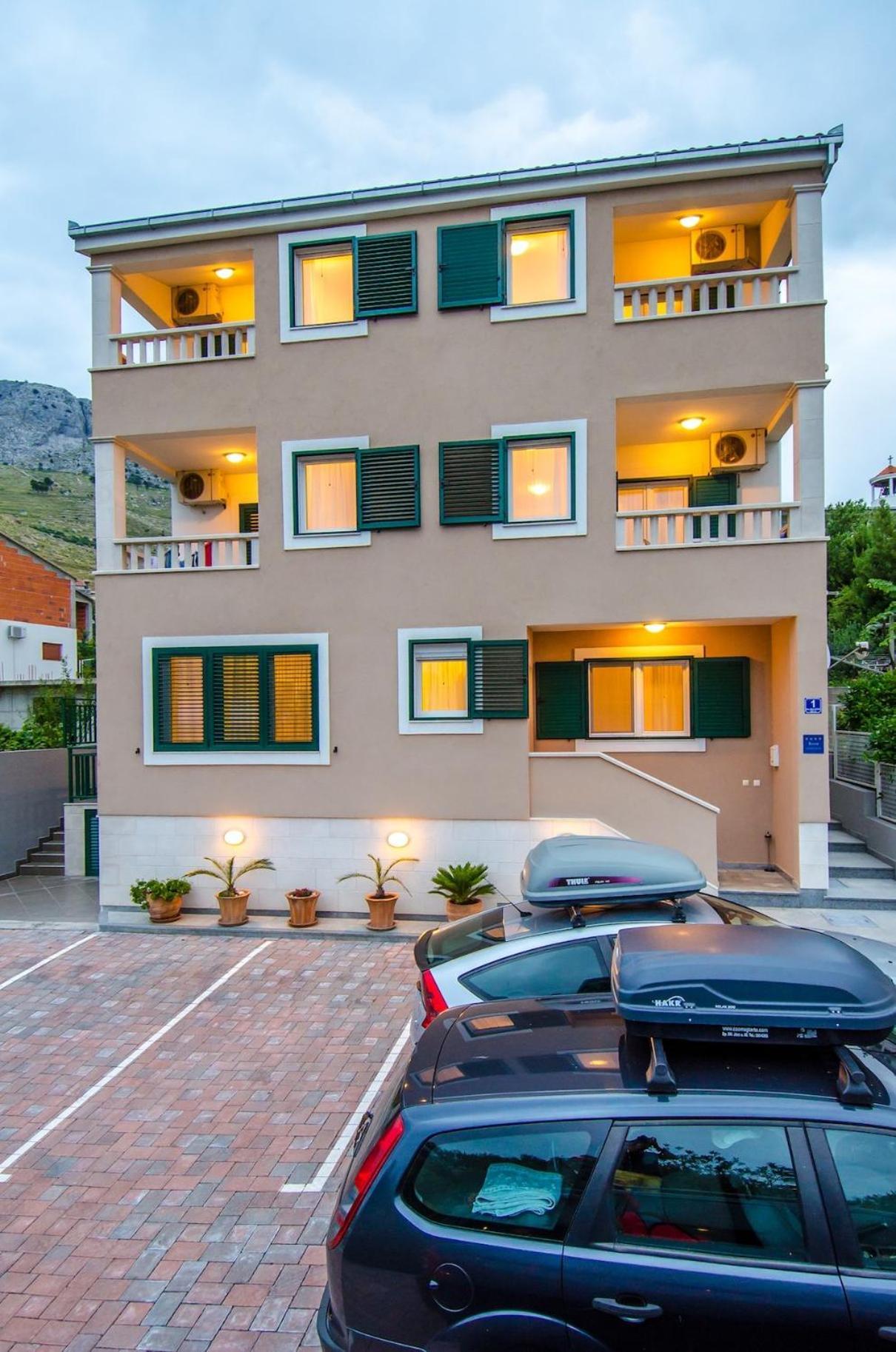 Villa Lidija Omis Exterior photo
